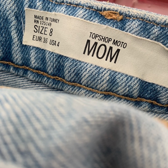 Topshop Denim Mom shorts🫶 - Picture 4 of 4